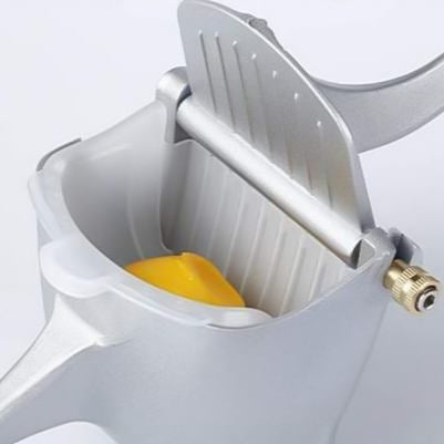 Stainless Steel Multifunctional Manual Squeezer and Juicer, Durable Aluminum Blade, Portable Squeezer