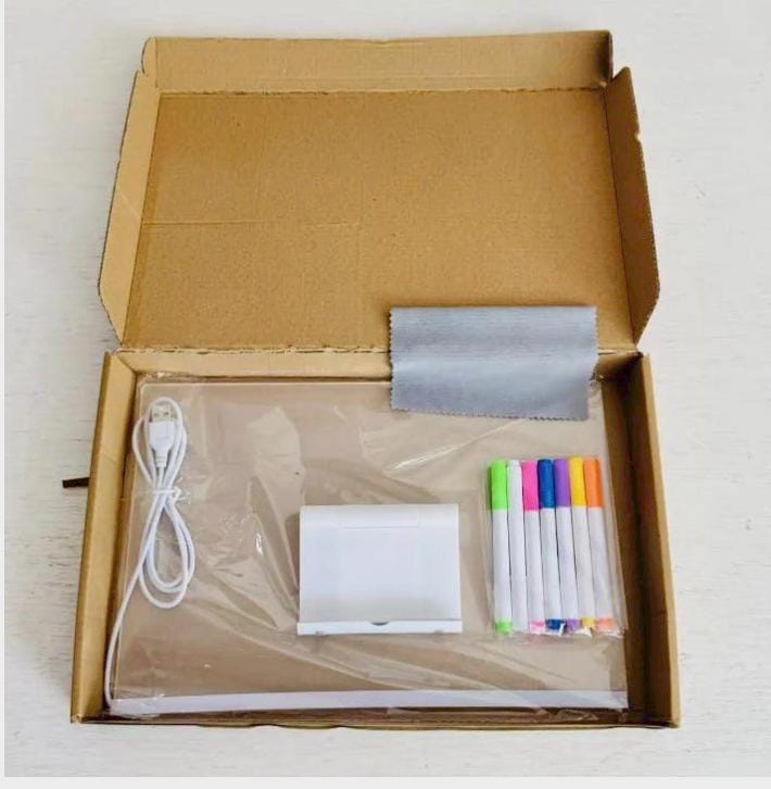 Acrylic Rewritable LED Board , DIY Children's Glowing Drawing Board,  Message Lamp With 7 Colorful Pens Light Up